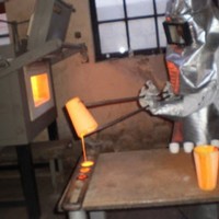 Laboratório de análise metalúrgica