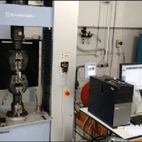 Laboratório de metalografia equipamentos